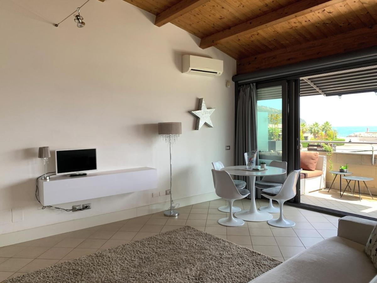 Luxury Apartment San Lorenzo Al Mare Exterior foto